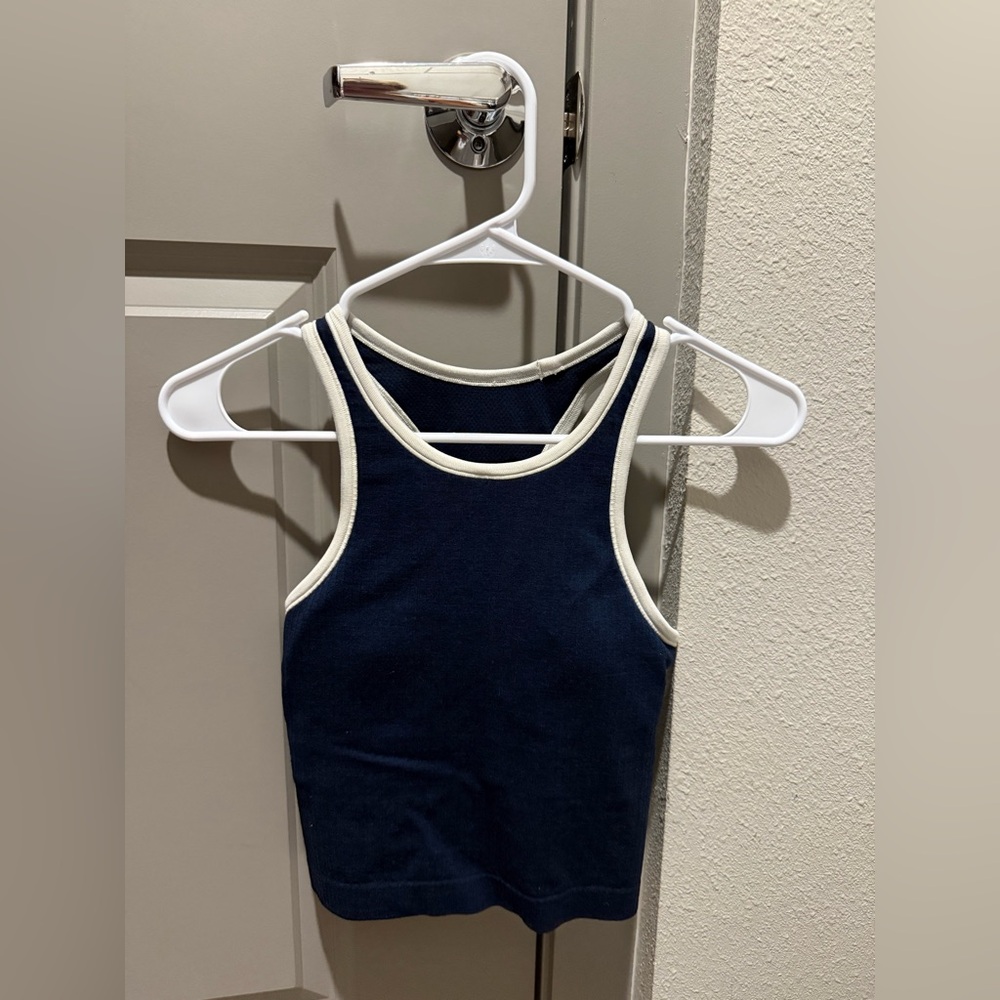 Lululemon Cropped Eb to Street Tank